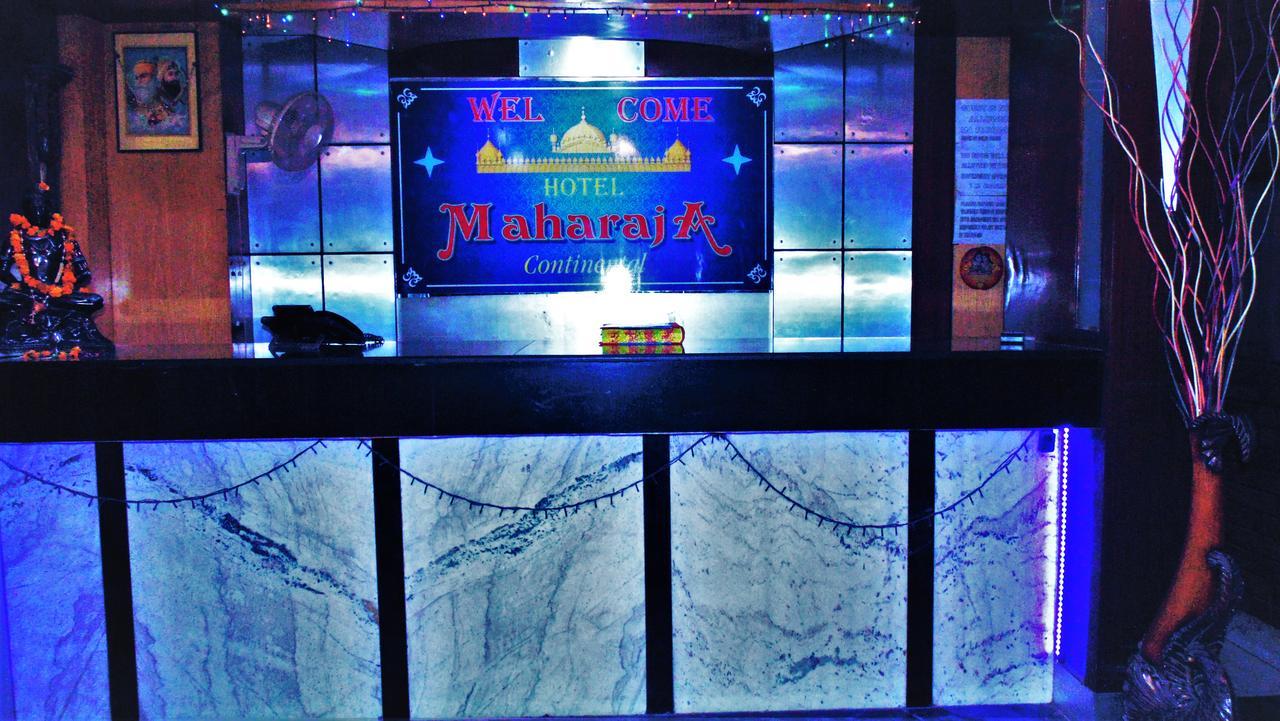 Hotel Maharaja Deli Exterior foto